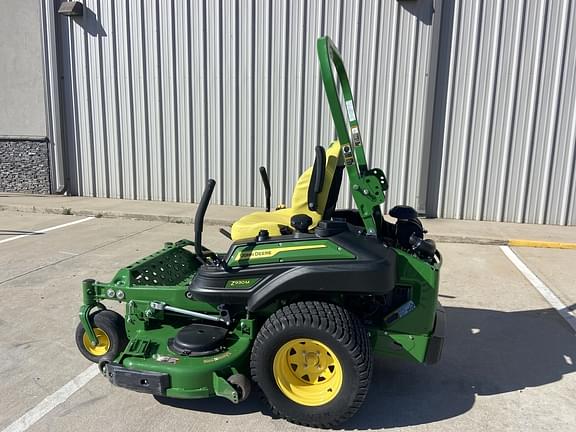 Image of John Deere Z930M equipment image 3