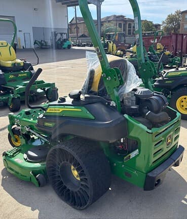 Image of John Deere Z930M equipment image 2