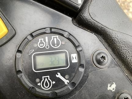 Image of John Deere Z930M equipment image 4
