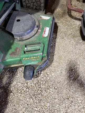 Image of John Deere Z930M equipment image 2