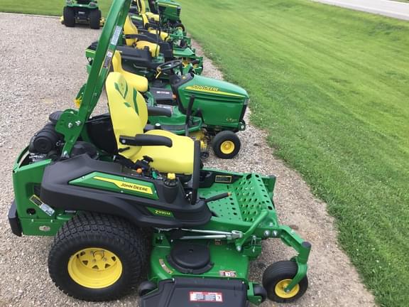 Image of John Deere Z930M equipment image 2