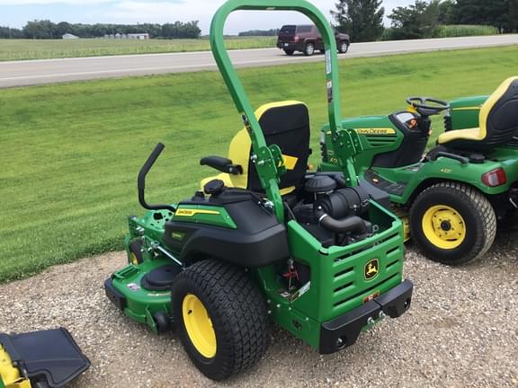 Image of John Deere Z930M equipment image 4