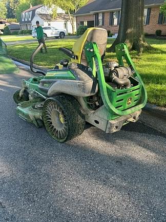 Image of John Deere Z930M equipment image 3