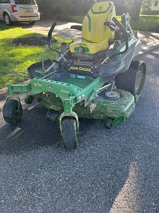 Image of John Deere Z930M equipment image 1