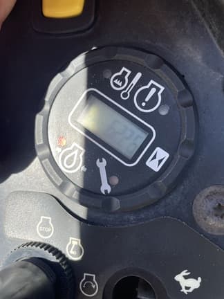 Image of John Deere Z930M equipment image 4