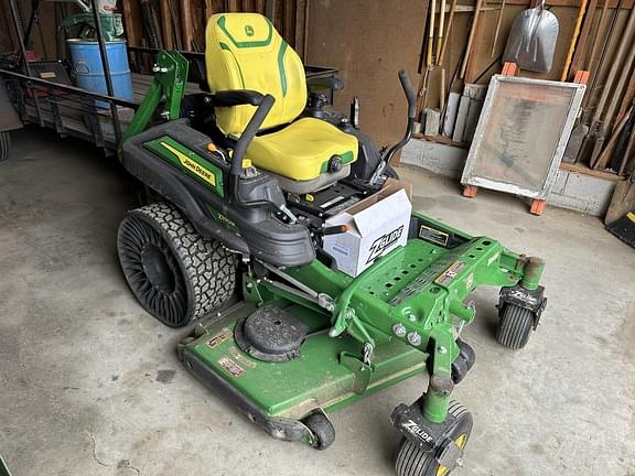 Image of John Deere Z930M equipment image 3