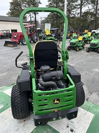 Image of John Deere Z930M equipment image 1