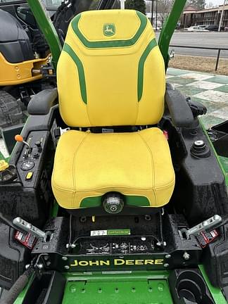 Image of John Deere Z930M equipment image 4