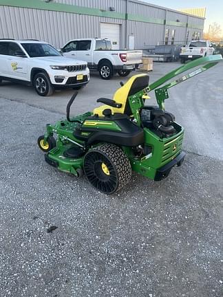 Image of John Deere Z930M equipment image 2