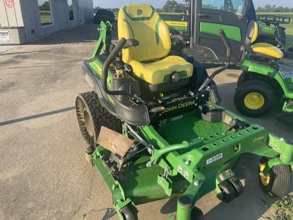 Image of John Deere Z930M equipment image 2