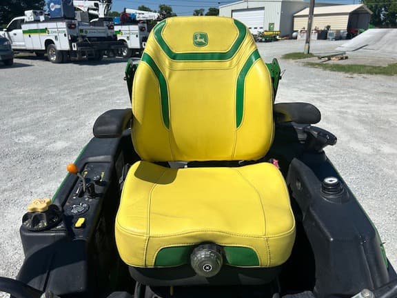 Image of John Deere Z930M equipment image 4