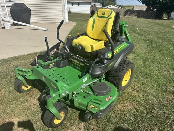 Image of John Deere Z930M equipment image 1