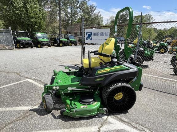 Main image John Deere Z930M