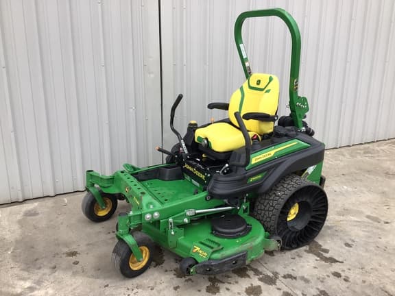 Image of John Deere Z930M equipment image 1