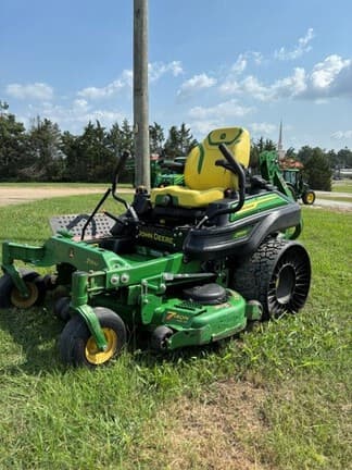 Image of John Deere Z930M equipment image 2
