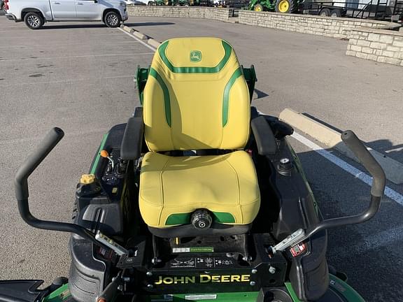 Image of John Deere Z930M equipment image 2