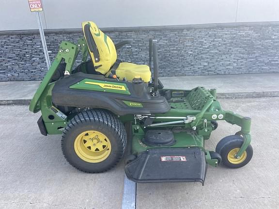 Image of John Deere Z930M equipment image 3