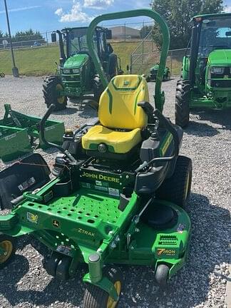 Image of John Deere Z930M equipment image 1