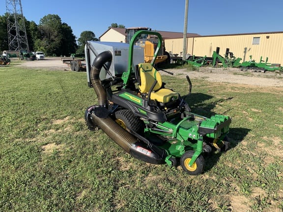 2023 John Deere Z930M Image