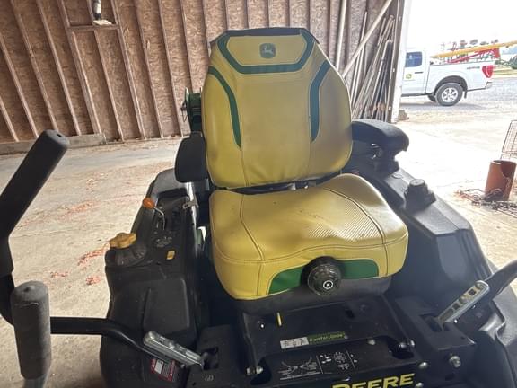 Image of John Deere Z930M equipment image 3