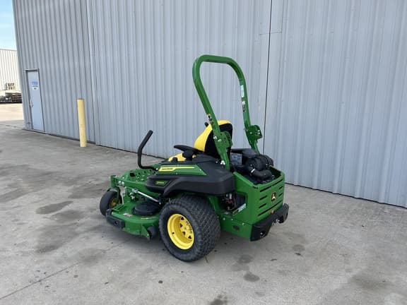 Image of John Deere Z930M equipment image 3