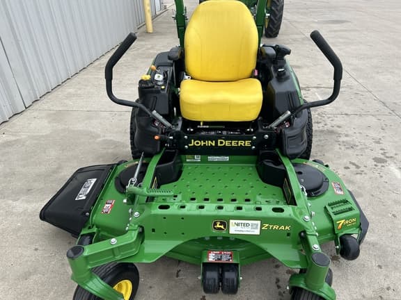 Image of John Deere Z930M equipment image 3