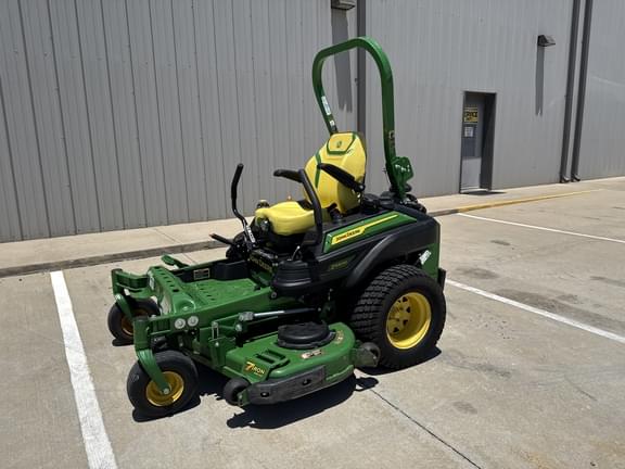 Image of John Deere Z930M equipment image 3