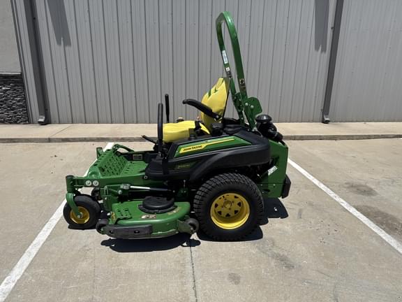 Image of John Deere Z930M equipment image 2