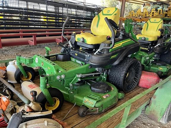 Image of John Deere Z930M equipment image 2