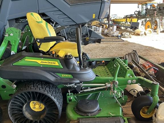 Image of John Deere Z930M Primary image