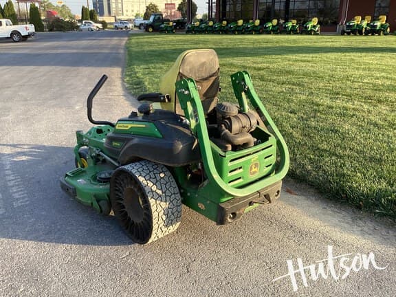 Image of John Deere Z930M equipment image 3