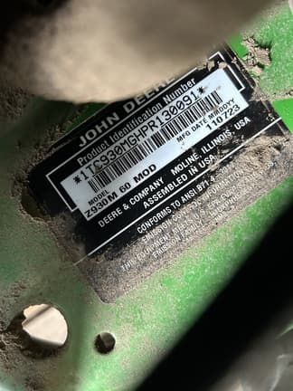 Image of John Deere Z930M equipment image 2