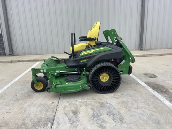 Main image John Deere Z930M