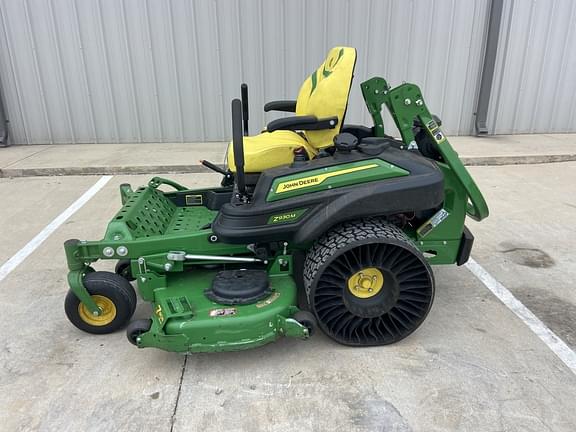 Image of John Deere Z930M equipment image 3