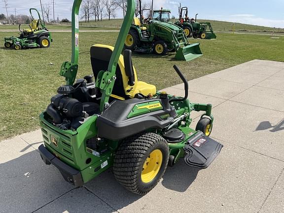 Image of John Deere Z930M equipment image 4