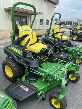 2025 John Deere Z930M Equipment Image0