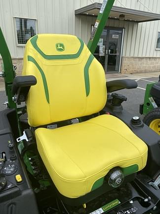 Image of John Deere Z930M equipment image 2