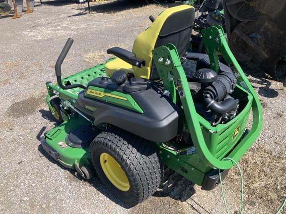Image of John Deere Z930M equipment image 2