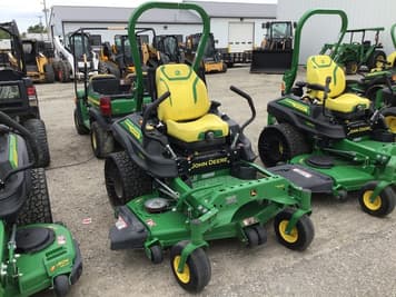 Main image John Deere Z930M