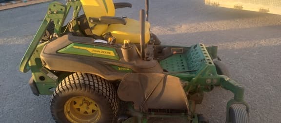 Image of John Deere Z930M Primary image