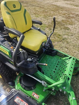 Image of John Deere Z930M equipment image 3