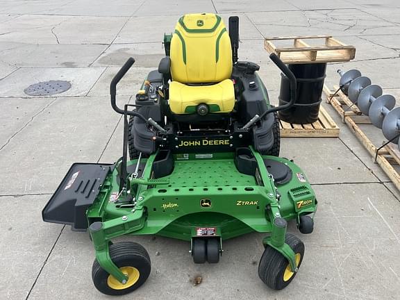 Image of John Deere Z930M equipment image 2