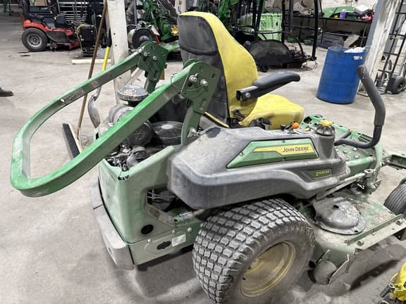 Image of John Deere Z930M equipment image 4