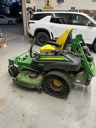 Image of John Deere Z930M equipment image 2