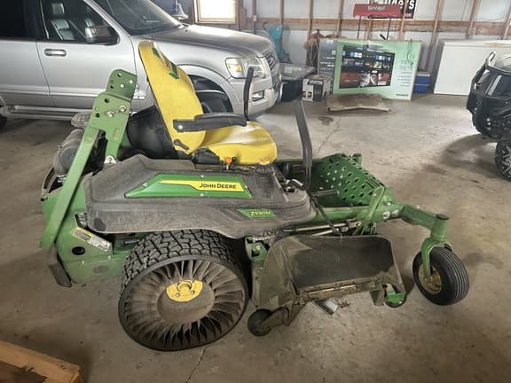 Image of John Deere Z930M equipment image 2