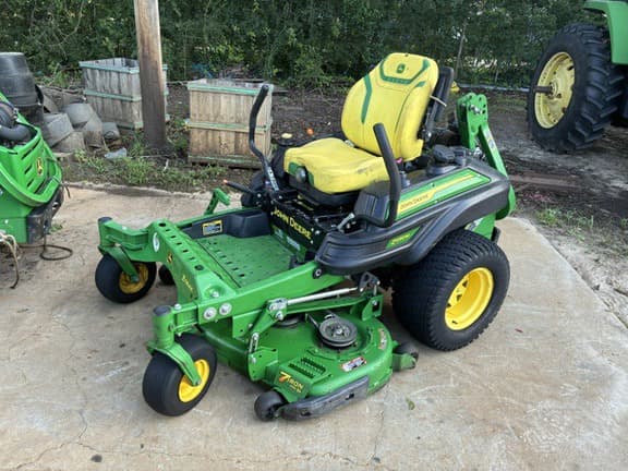 Image of John Deere Z930M Image 1
