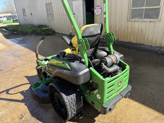 Image of John Deere Z930M equipment image 2