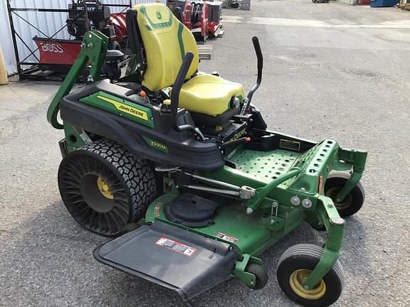 Image of John Deere Z930M equipment image 3