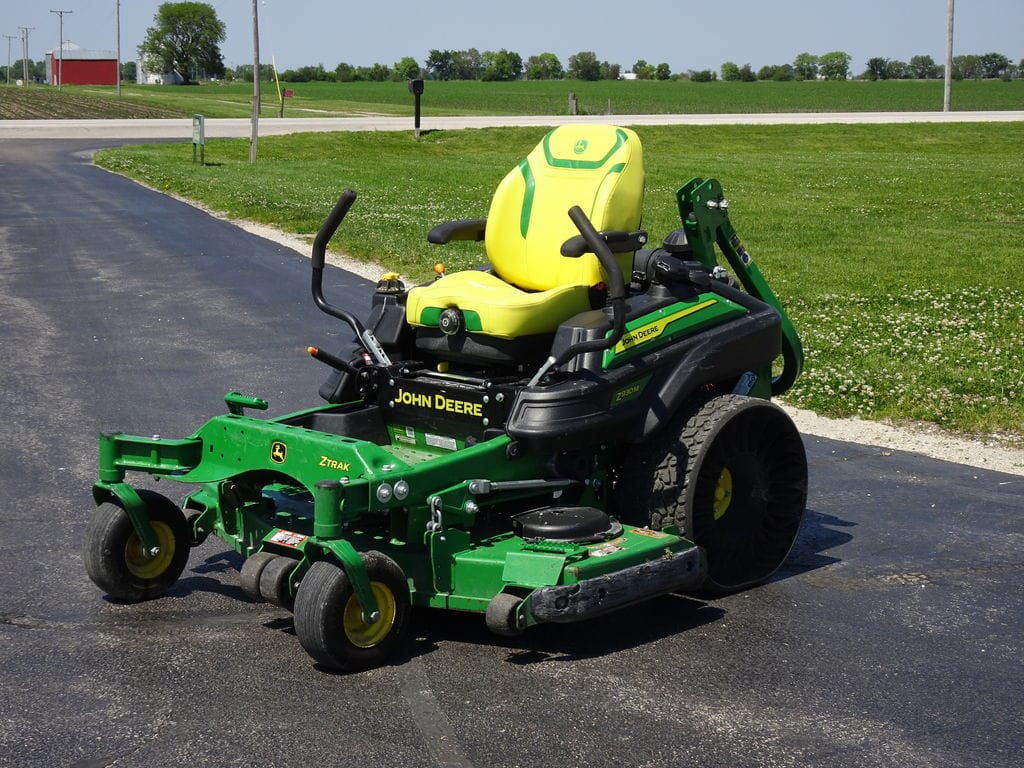 2023 John Deere Z930M Equipment Image0