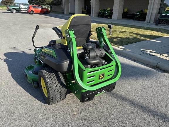 Image of John Deere Z930R equipment image 1